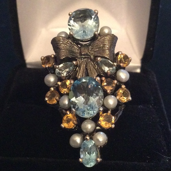 Genuine Blue Topaz Ribbon Ring - Picture 3 of 12